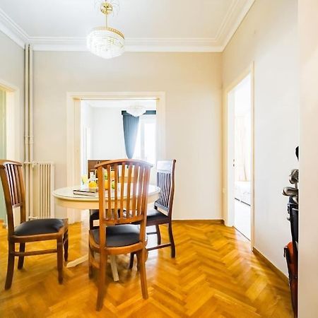 Emporikon Apartment Steps From Historic Center Athen Eksteriør bilde