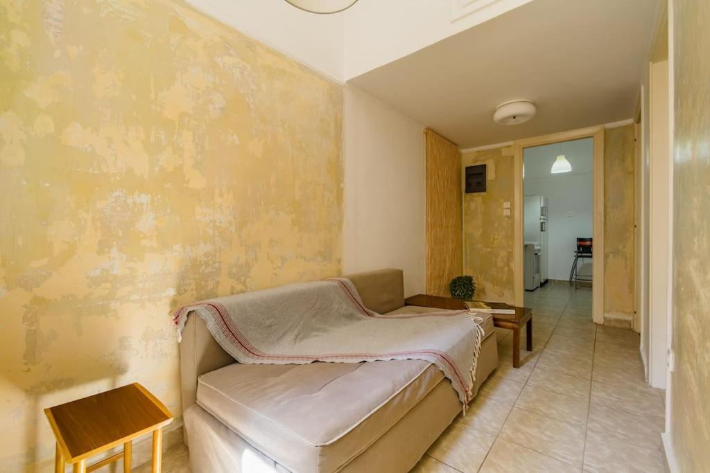 Emporikon Apartment Steps From Historic Center Athen Eksteriør bilde
